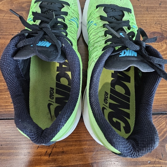 Nike Women's Lime Green W/Black & Blue Accent Sneakers/Running Shoes Size 9 - Picture 4 of 11